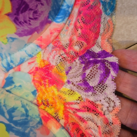 PINK Victoria's Secret Vibrant Floral Multi-Color Bustier - Picture 2 of 9